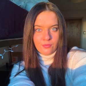 Meet your Posher, Brooke